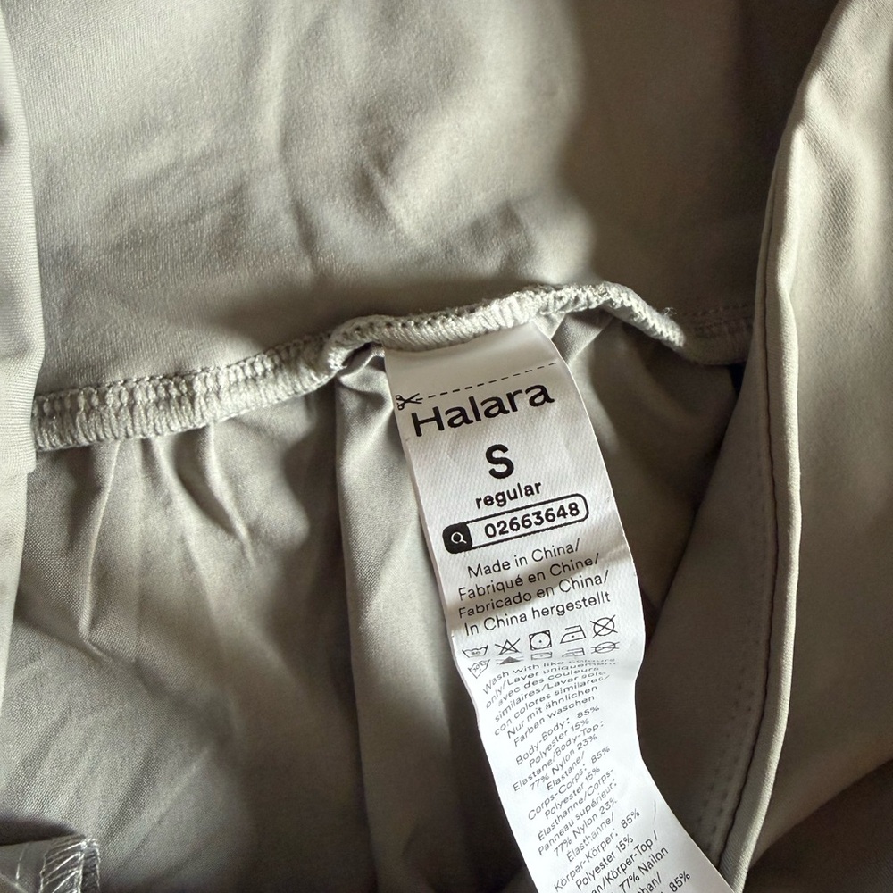 HALARA Wide Leg Cropped Pants in Light Gray - Picture 3 of 6